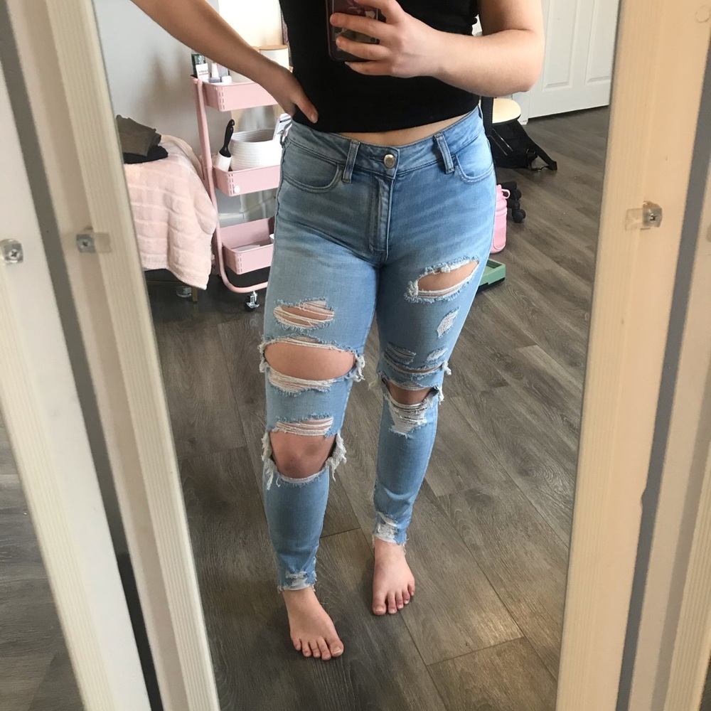 American Eagle Hi-Rise ripped jeggings Size 6